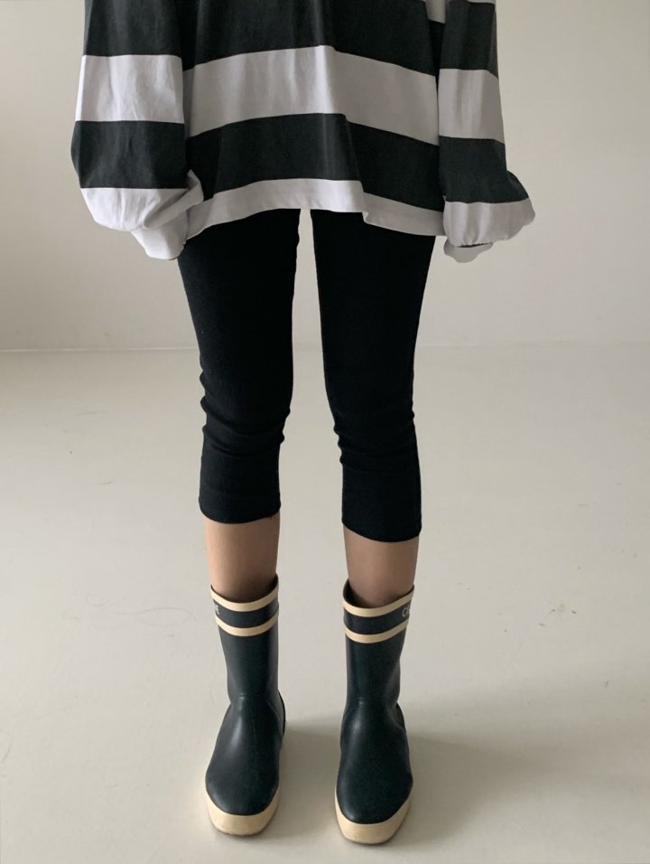 Via - Korean Women Fashion - #momslook - Midi Leggings - 6