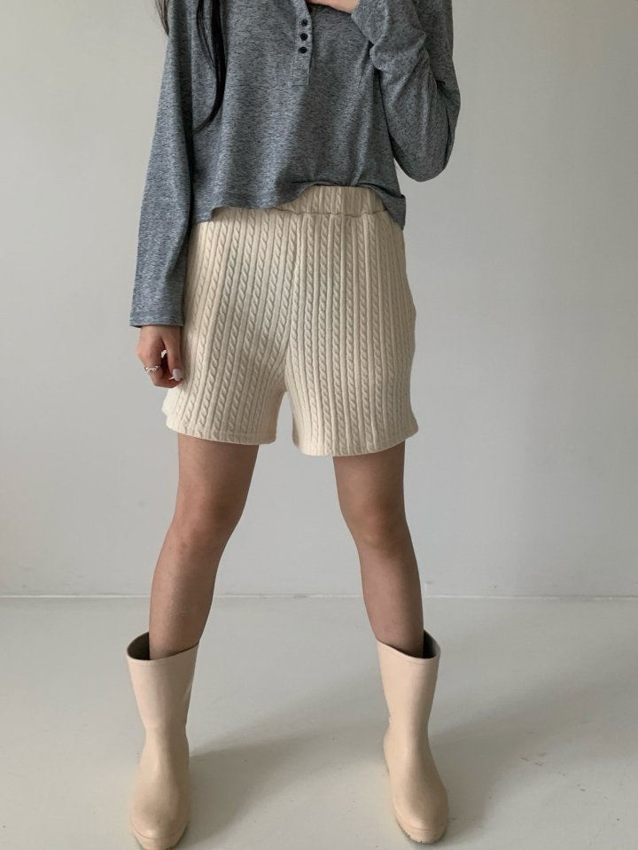 Via - Korean Women Fashion - #momslook - Knitty Short Pants - 6