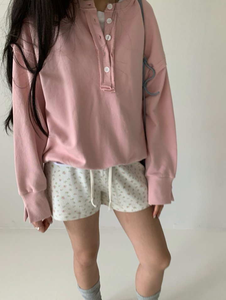 Via - Korean Women Fashion - #thatsdarling - Flower Short Pants