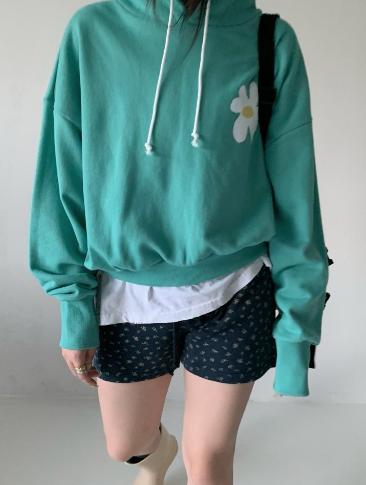 Via - Korean Women Fashion - #thelittlethings - Flower Short Pants