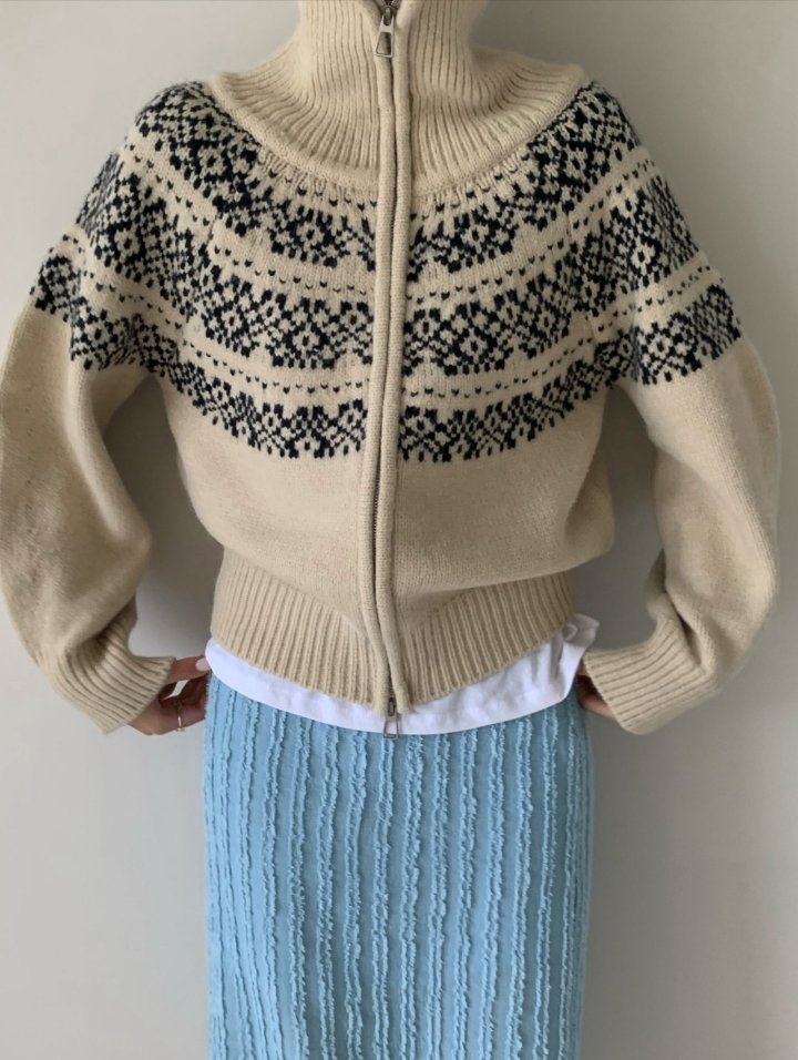 Via - Korean Women Fashion - #vintagekidsstyle - Snow Flower Zip-up Knit Cardigan - 5