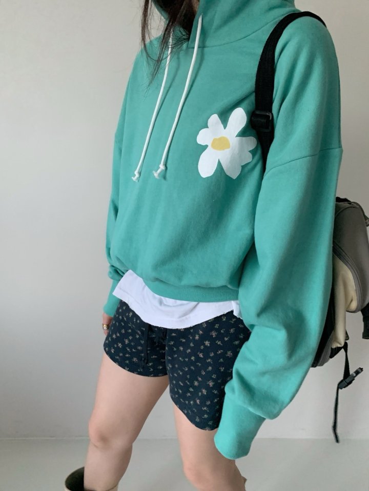 Via - Korean Women Fashion - #womensfashion - Flower Short Pants - 7