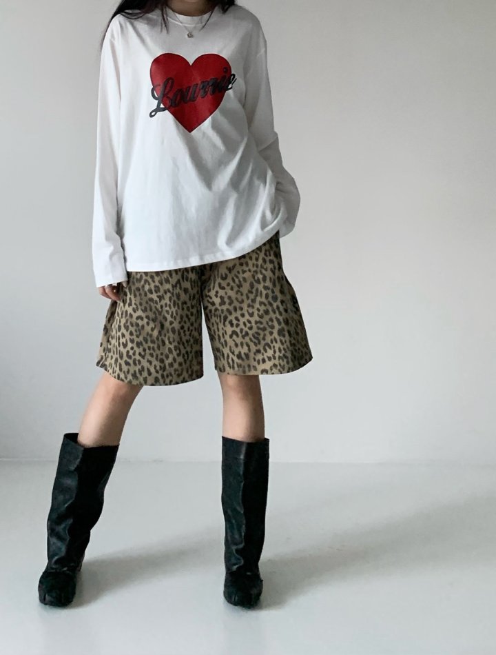 Via - Korean Women Fashion - #womensfashion - Lourrie Heart Tee - 5
