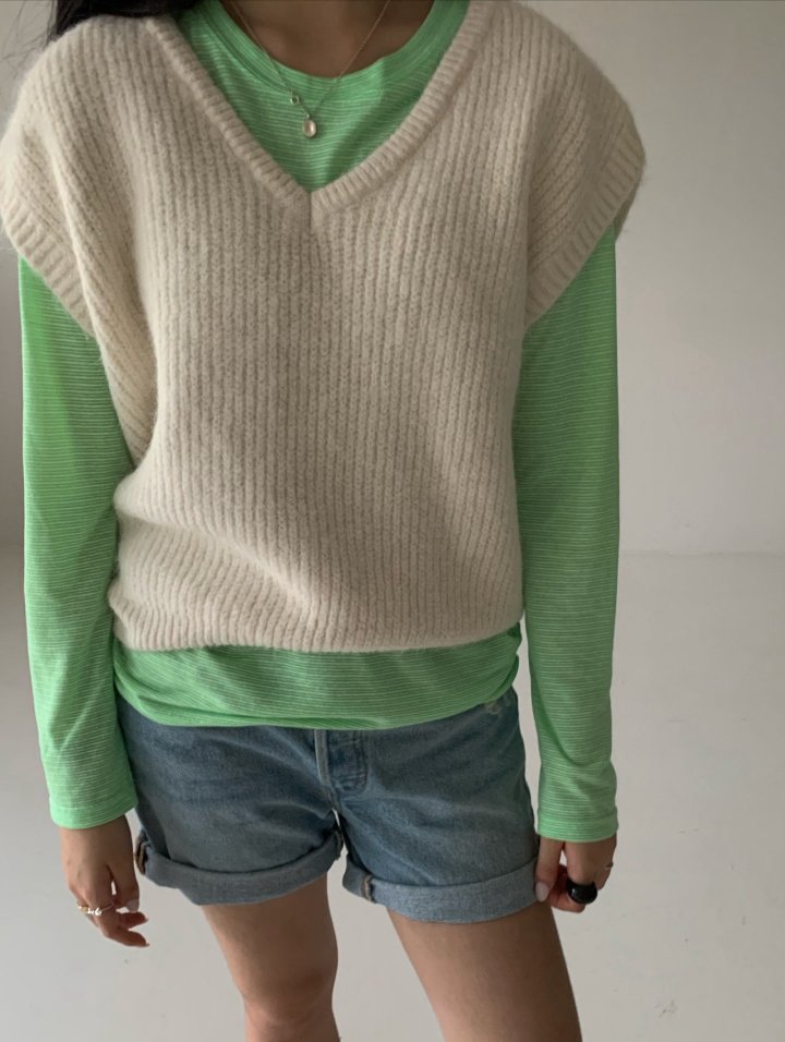 Via - Korean Women Fashion - #womensfashion - Day Vest - 8