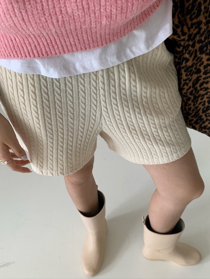Via - Korean Women Fashion - #womensfashion - Knitty Short Pants