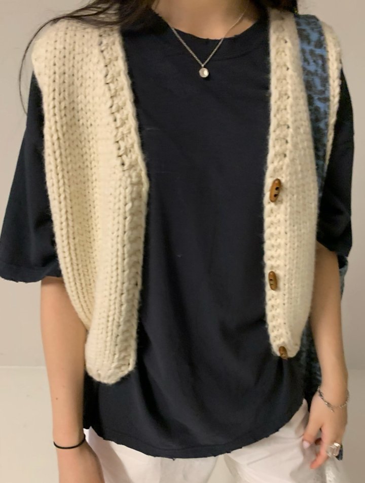 Via - Korean Women Fashion - #womensfashion - Pastel Vest - 5