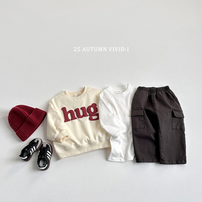 Vivid I - Korean Children Fashion - #designkidswear - Hug Embossed Sweatshirt - 7
