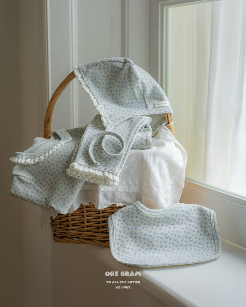 1 Gram - Korean Baby Fashion - #babyootd - Tsubaki Bib
