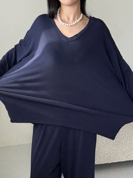 Span V-Neck Pocket Set Span V-Neck Pocket Set