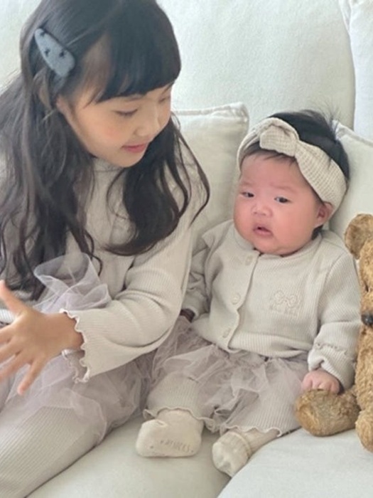 Lily Embroidery Cardigan (Baby)