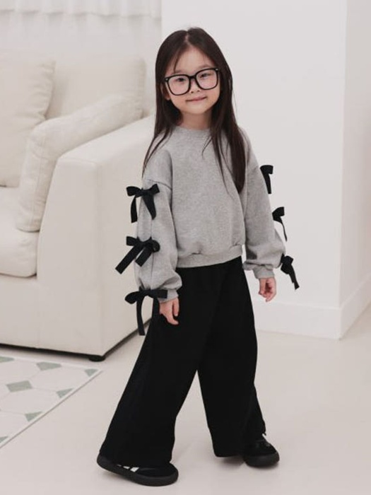 Ribbon Sweatshirt