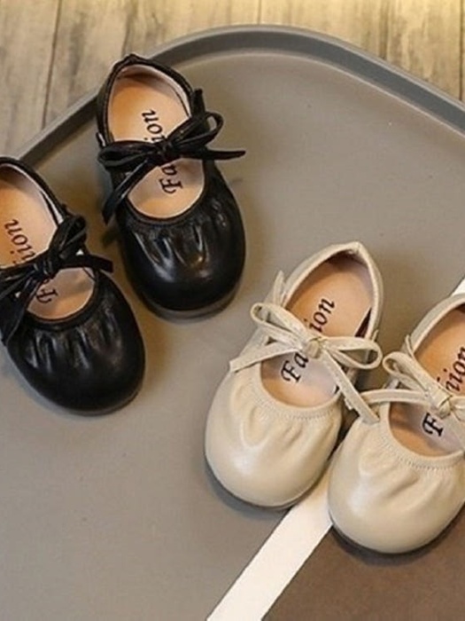 Pleated Bow Flat Pleated Bow Flat