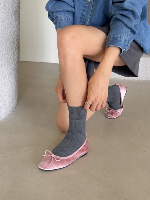 Slim Fit Round Ribbon Flats