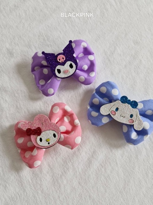 Sanrio Dot Ribbon Pin Sanrio Dot Ribbon Pin