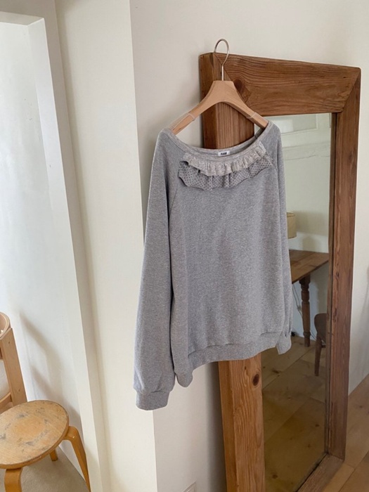 Dot Frill Pullover Dot Frill Pullover