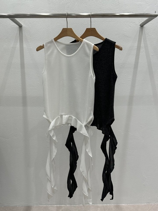 Span Sleeveless Frill Tail Tee Span Sleeveless Frill Tail Tee