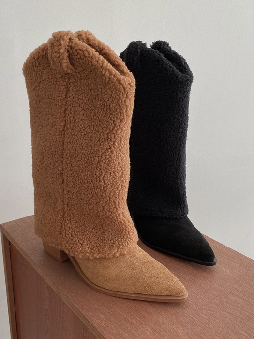 V-Cut Half Mid Boots
