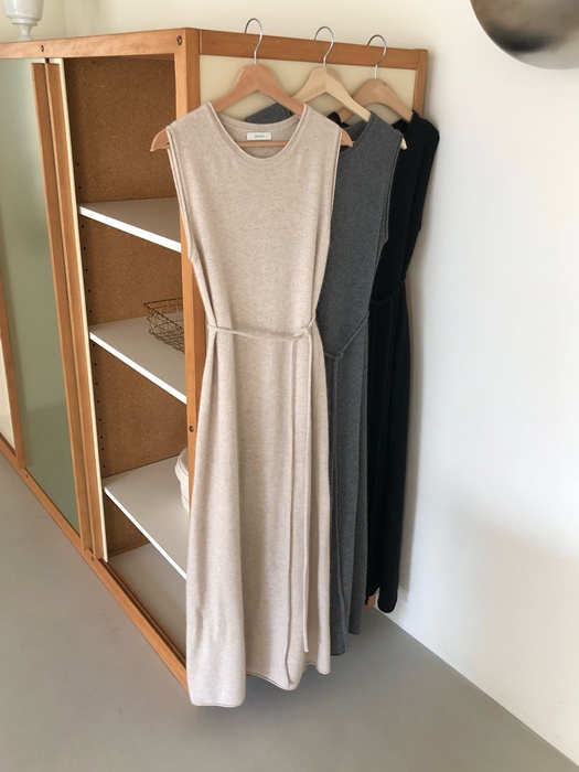 Raccoon Robe Sleeveless Dress Raccoon Robe Sleeveless Dress