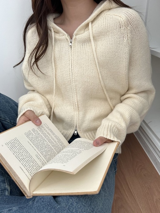 Bony Hood Knit Zip-up