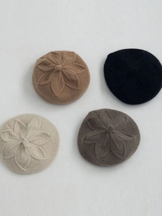 Flower Knit Beret