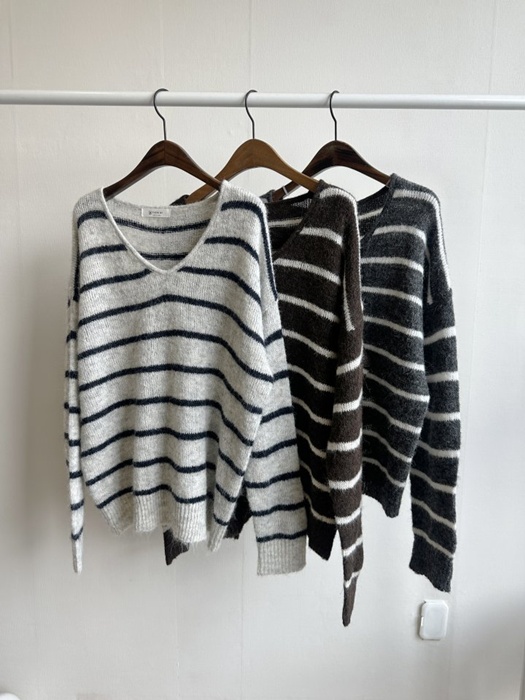 There V-neck Stripe Knit Pullover There V-neck Stripe Knit Pullover