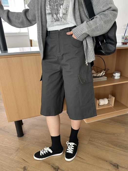 Pocket Bermuda Pants