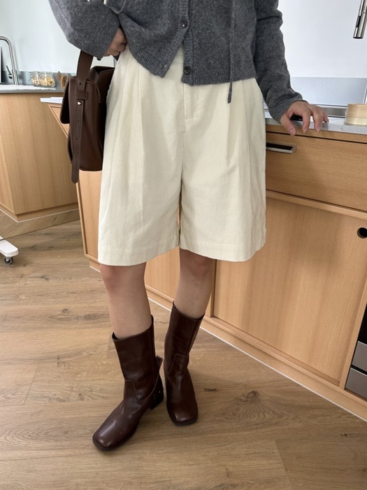 Nick Corduroy Half Pants