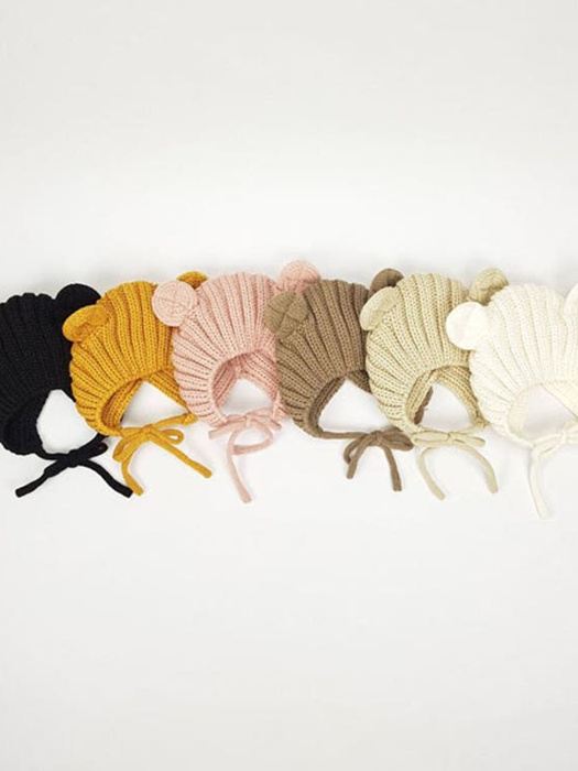 Knit Mouse Ribbed Bonnet