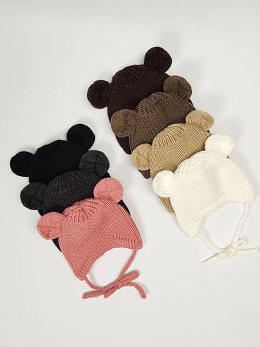 Knit Mouse Bonnet