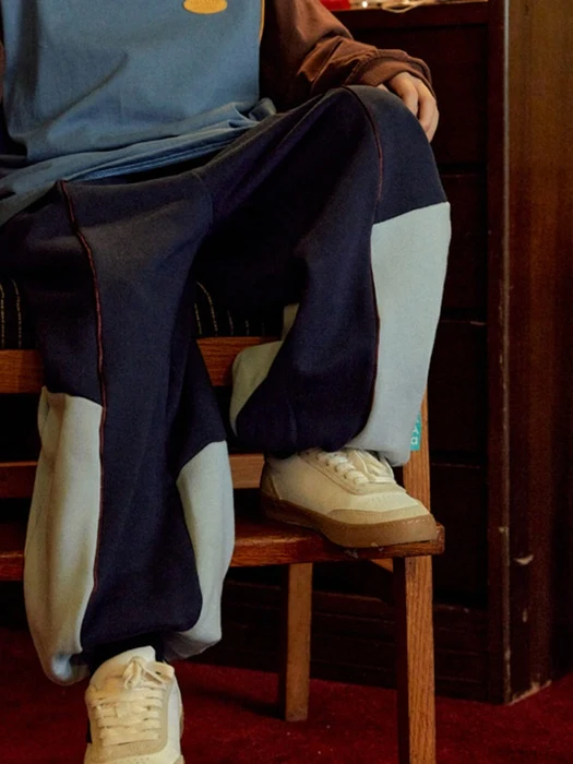 Panel Line Jogger Pants