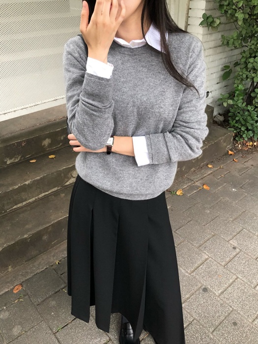 Wool Cashmere Double Lipped Round Neck Knit Top Wool Cashmere Double Lipped Round Neck Knit Top