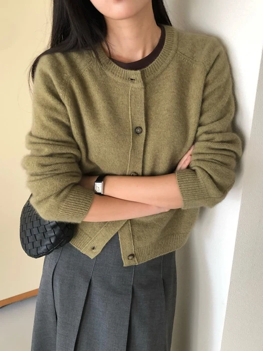 Raccoon O-neck Cardigan Raccoon O-neck Cardigan