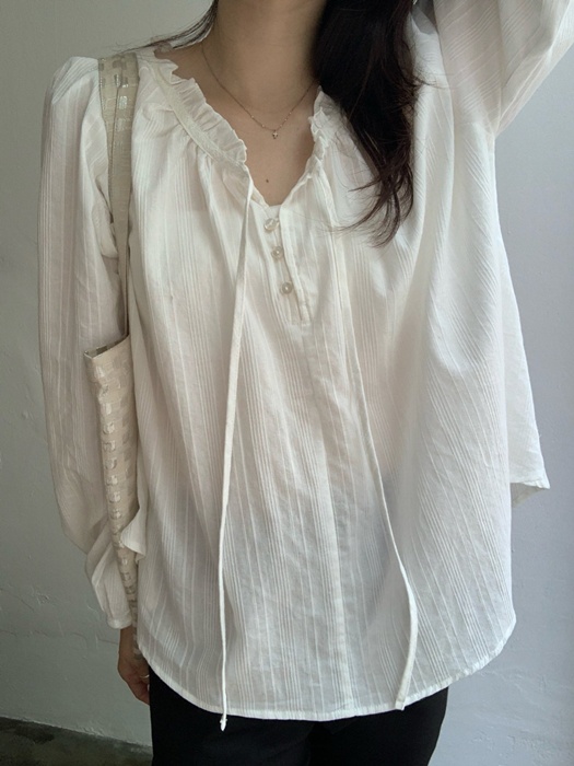 Lace Frill Blouse Lace Frill Blouse