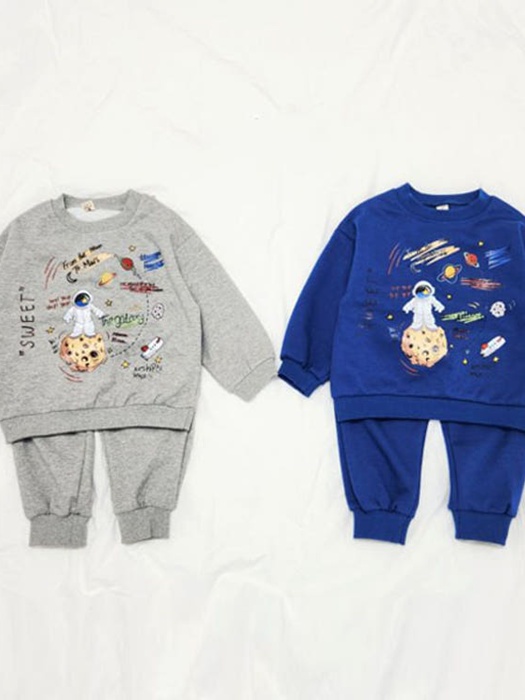 Space Top Bottom Set Space Top Bottom Set