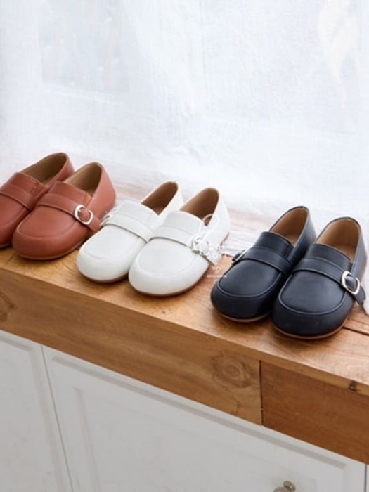 A150 Monk Buckle Loafers