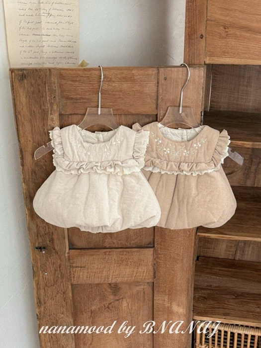 Bebe Hug Me Vest
