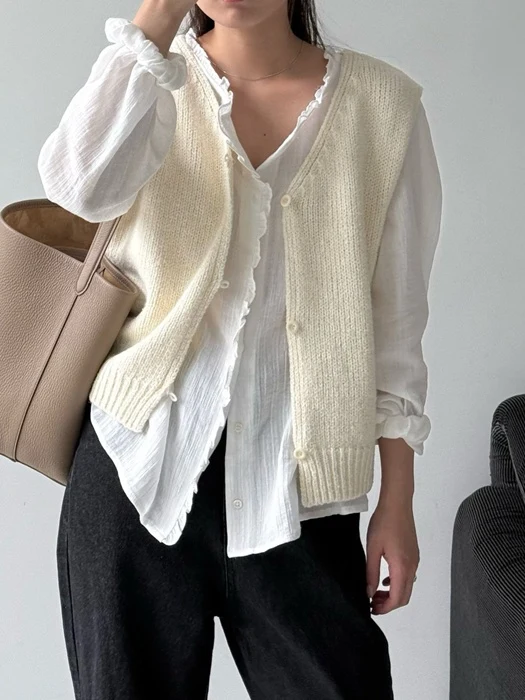 Low Frill Pintuck Blouse