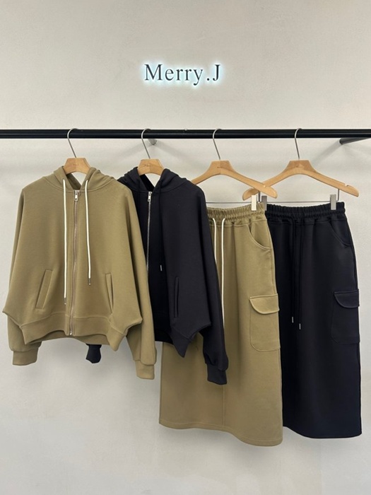 Cozy Pocket Zip-up Cozy Pocket Zip-up