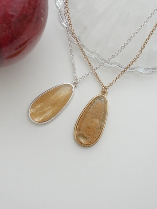 Yen Stone Necklace Yen Stone Necklace