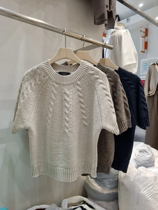 Cable Short Sleeve Knit Cable Short Sleeve Knit