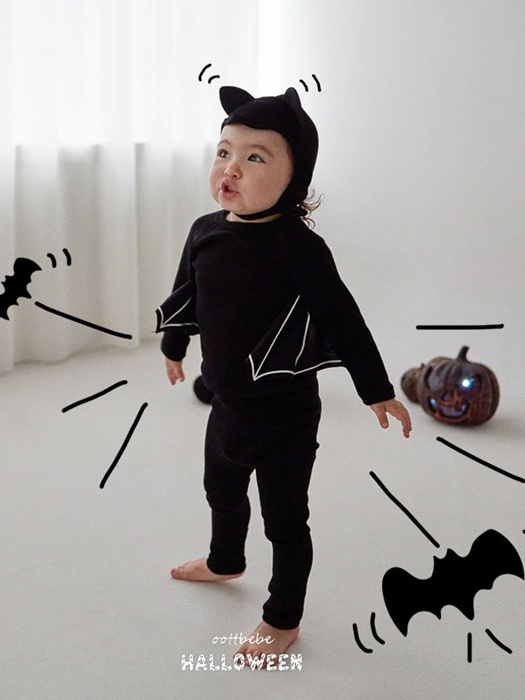 Bat Stretch Top Bottom Set Bat Stretch Top Bottom Set
