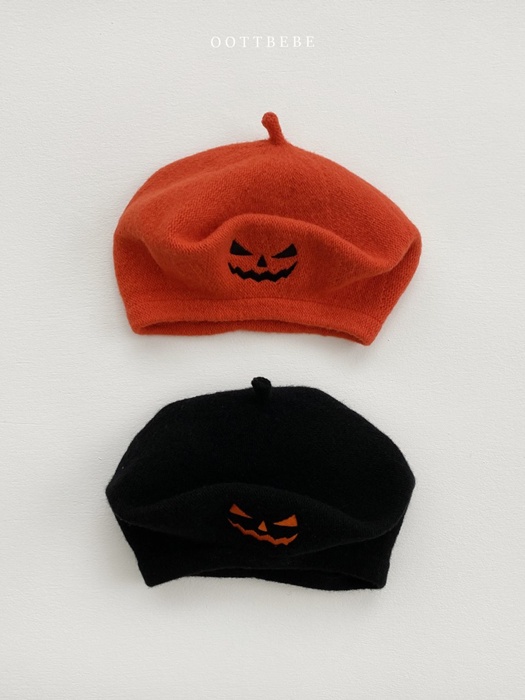 Ghost Knit Beret Ghost Knit Beret