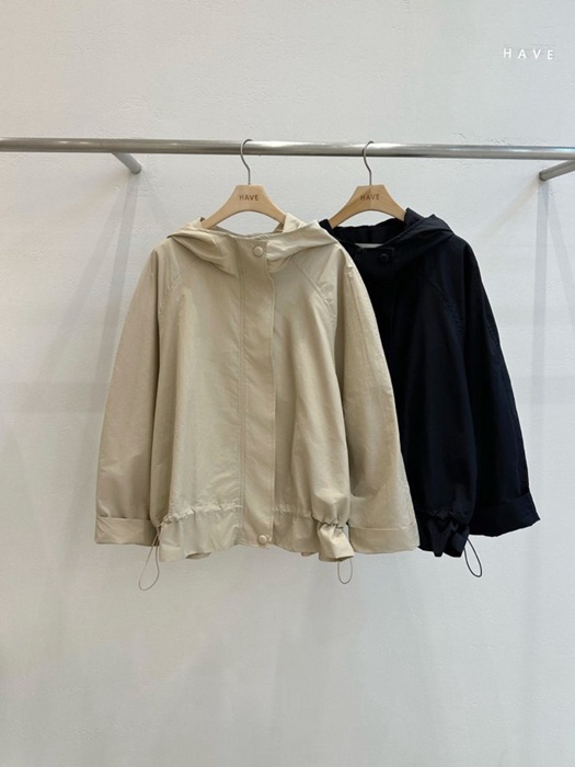 Loe Windbreaker