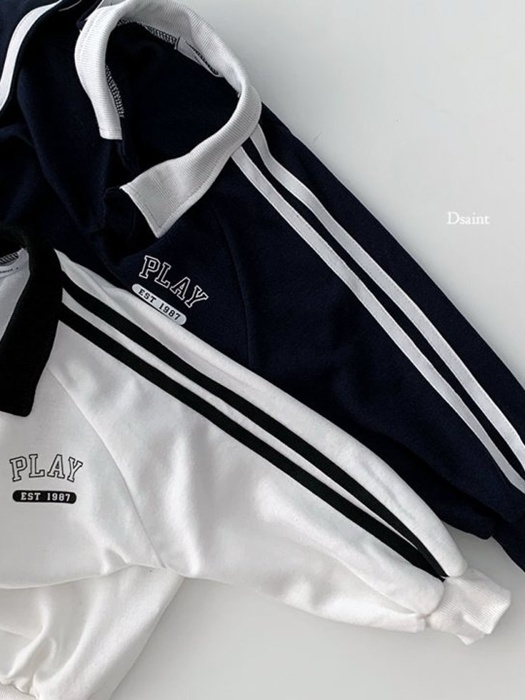 Play Double Line Collar Sweatshirt Play Double Line Collar Sweatshirt
