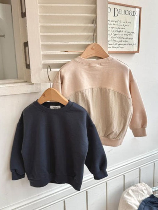 Round Block Tee Round Block Tee