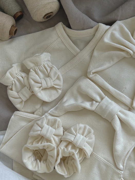 Ribbon Short-Sleeve Newborn Set