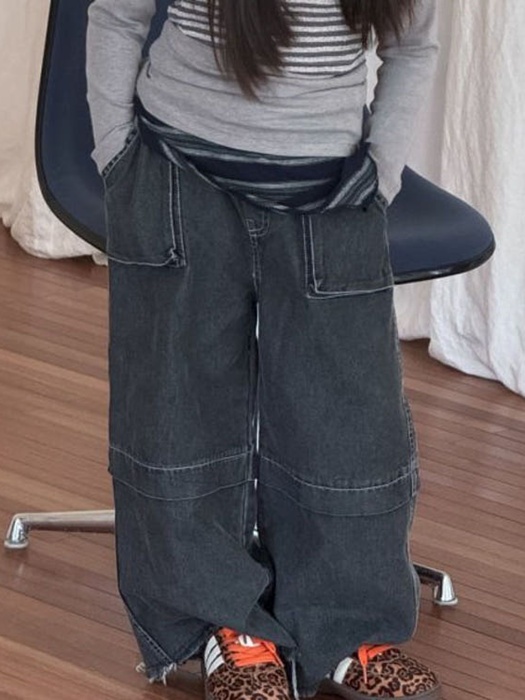 Detailed Jeans