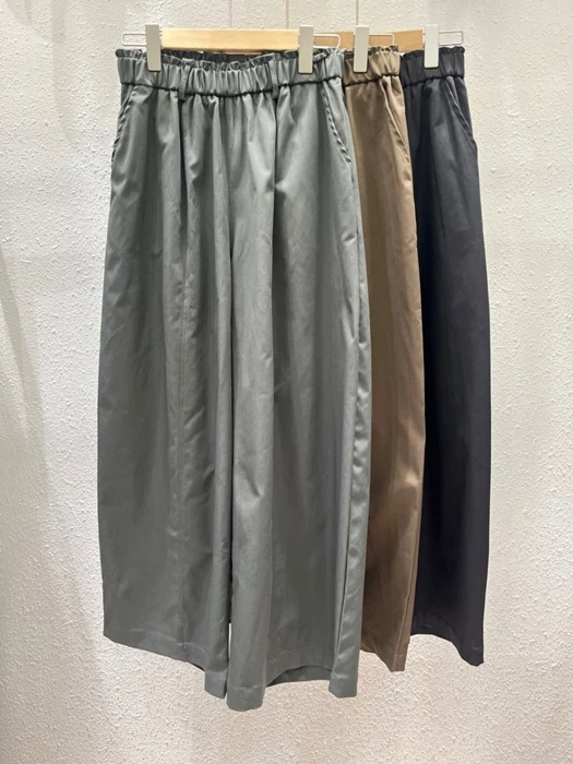 Tuck Wide Pants