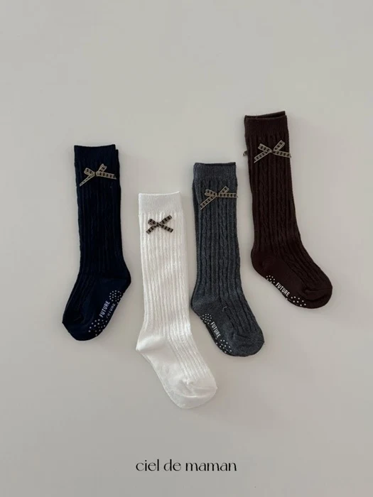 Lovely Ribbon Knee Socks Lovely Ribbon Knee Socks
