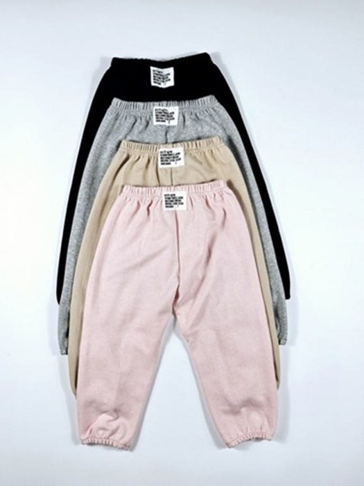 Pin-Tuck Baggy Pants Pin-Tuck Baggy Pants